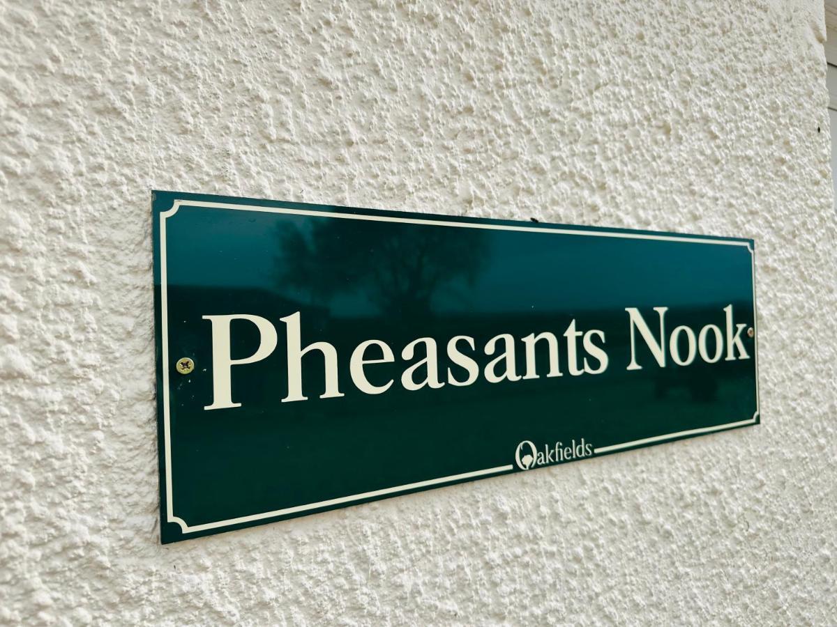 Apartamento Pheasants Nook Narberth Exterior foto